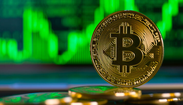 Bitcoin recovers but market still on edge with short-term holders near breakeven