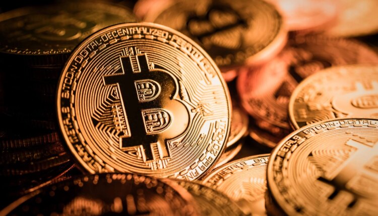 Bitcoin April Close +11.87%: Can Recovery Momentum Carry Into May?